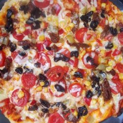 Tavada Yufkadan Pizza