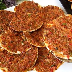 hazır yufka ile fındık lahmacun tarifi