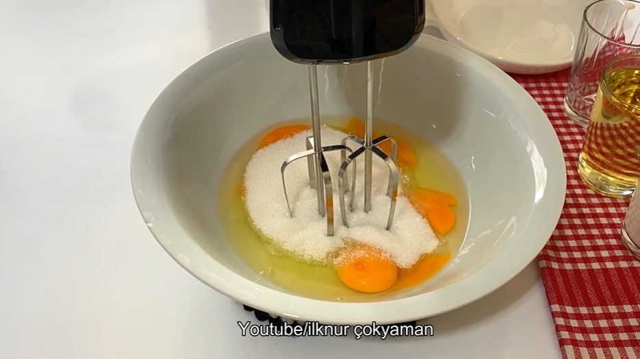 yumurta şeker çırpma