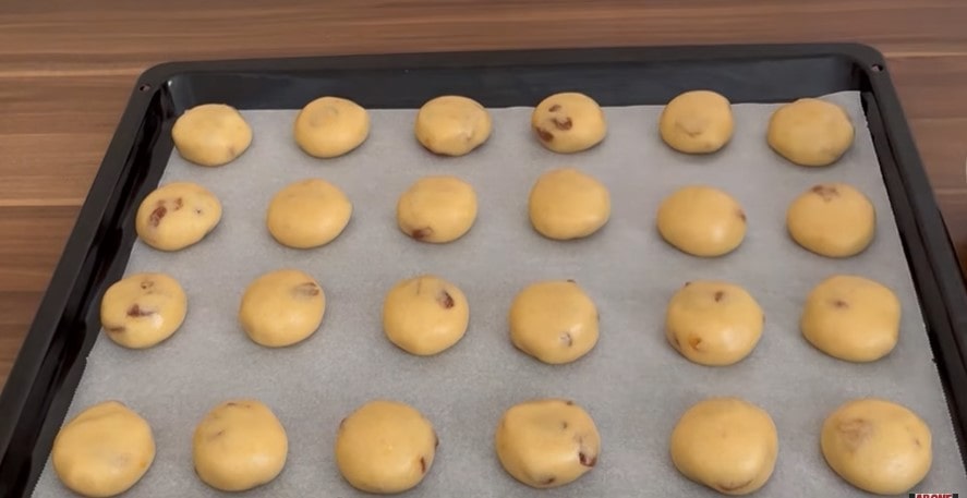 kuru üzümlü kurabiye nasıl yapılır