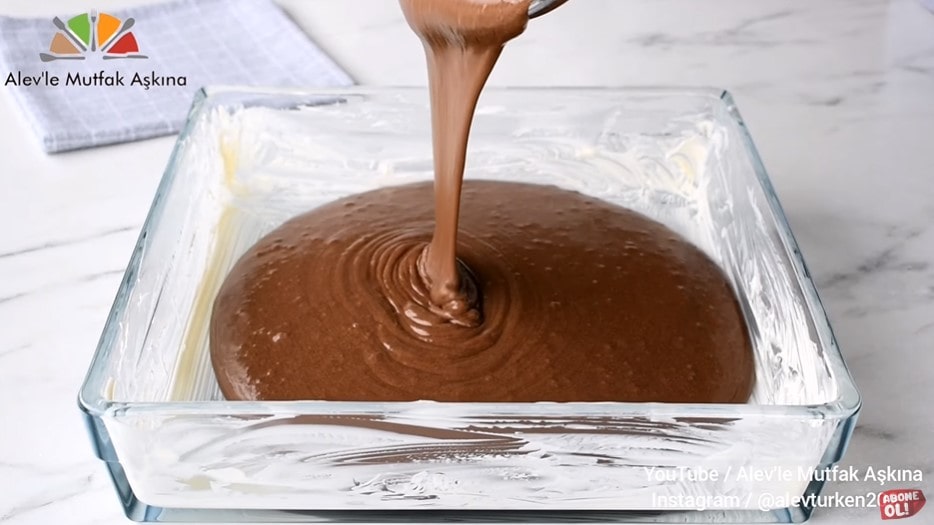 çikolata soslu ıslak kek