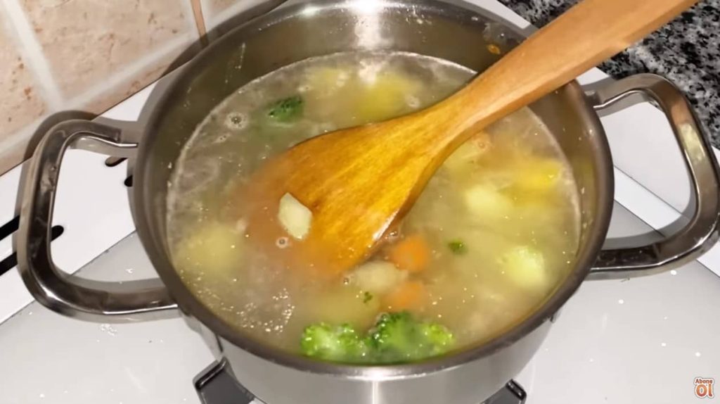 sebze çorbası yapılışı